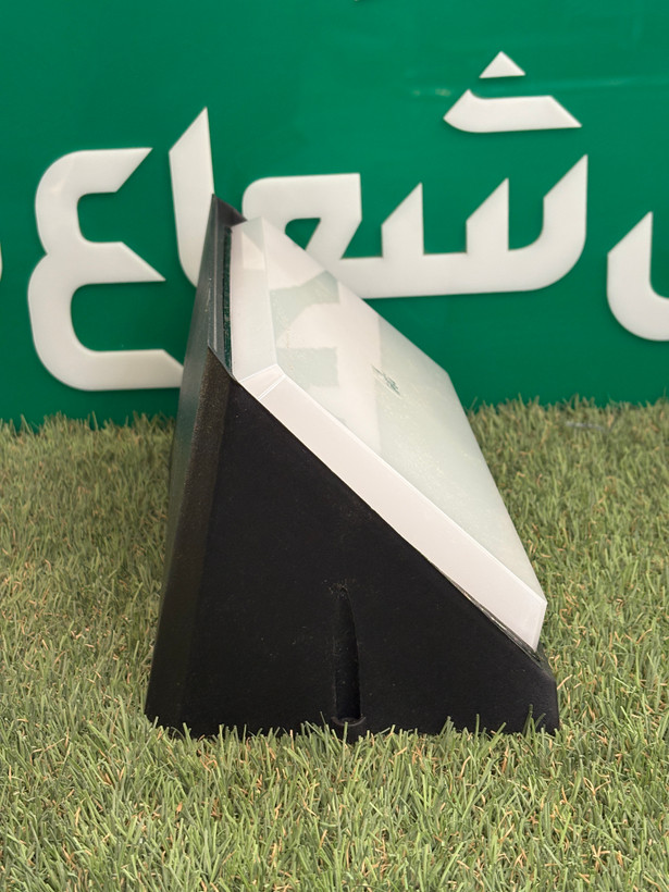 چراغ دیواری آروین ۲۰وات پارس شعاع توس(بدنه مشکی)